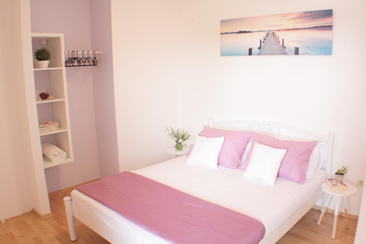 Apartmani Adrijan Krk Krk Town Bagian luar foto